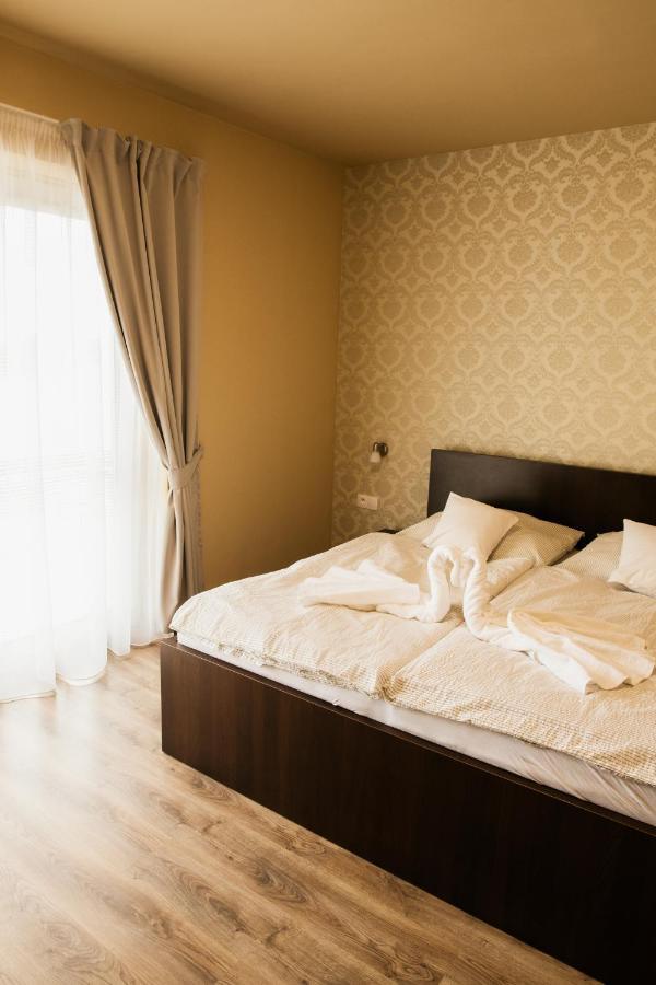 Jazmin apartmány Velky Meder Exterior foto