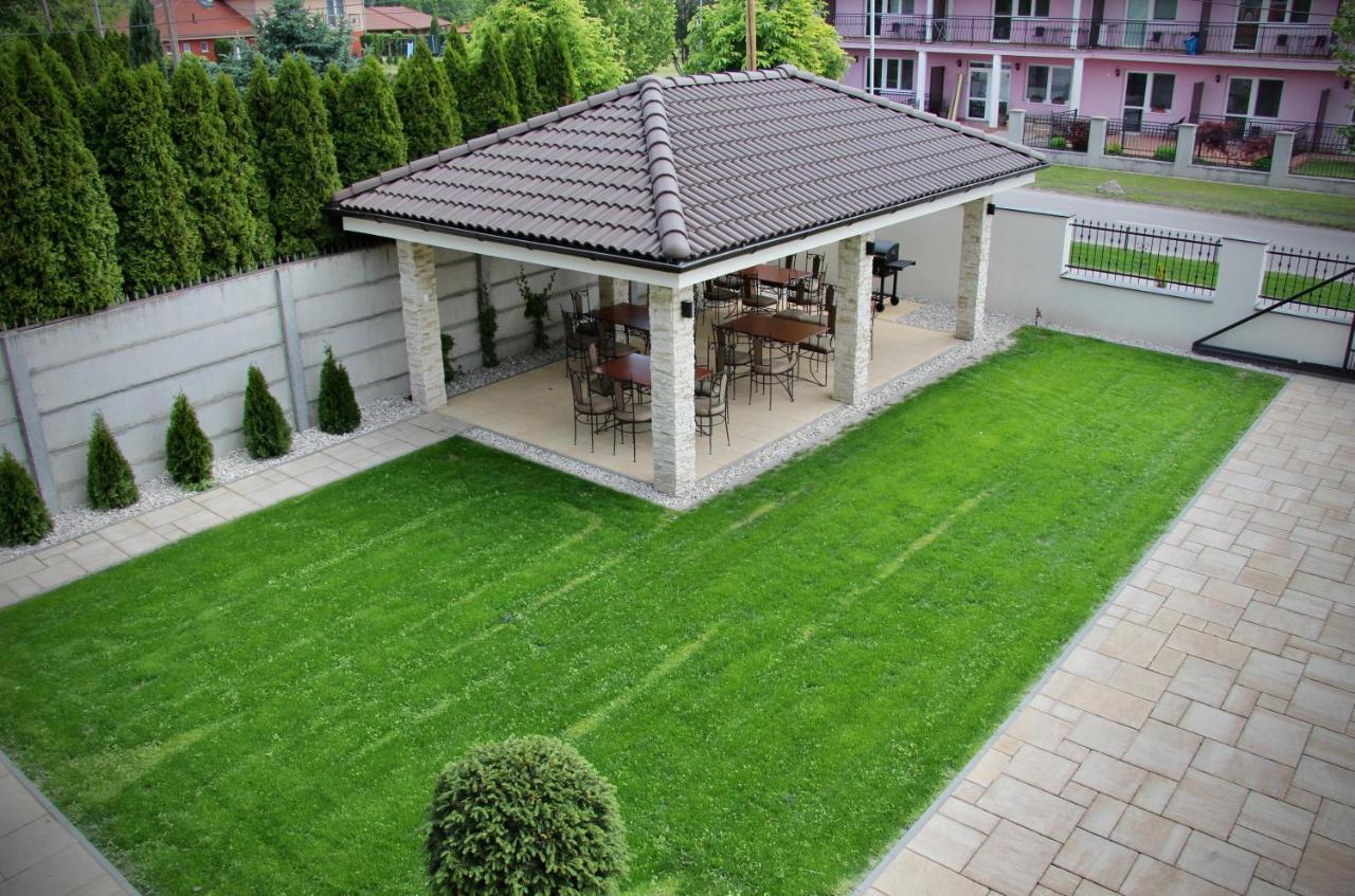Jazmin apartmány Velky Meder Exterior foto